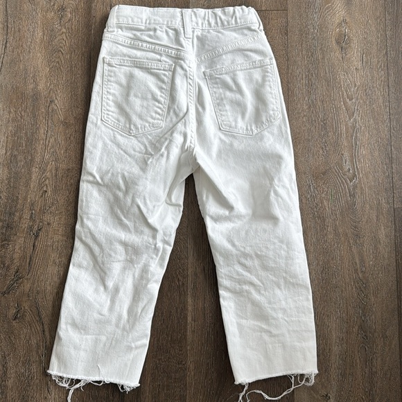 Girls Kidpic shirt and Art Class Jeans.  Shirt is size 7/8 and pants are size 7. - Picture 4 of 8